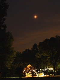 Mars in a Suburban Neighborhood (click to enlarge)